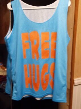 free hugs tank top maimi stlye sport Large